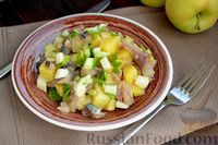 Картофельный салат с копчёной скумбрией, яблоком и огурцом