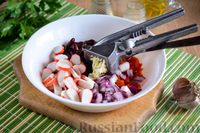 Салат из крабовых палочек с фасолью и сладким перцем